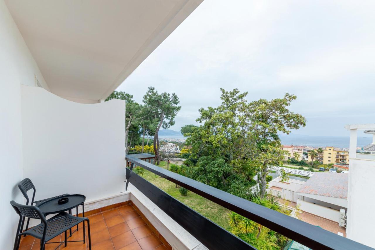 Hotel Sakura Torre del Greco Dış mekan fotoğraf