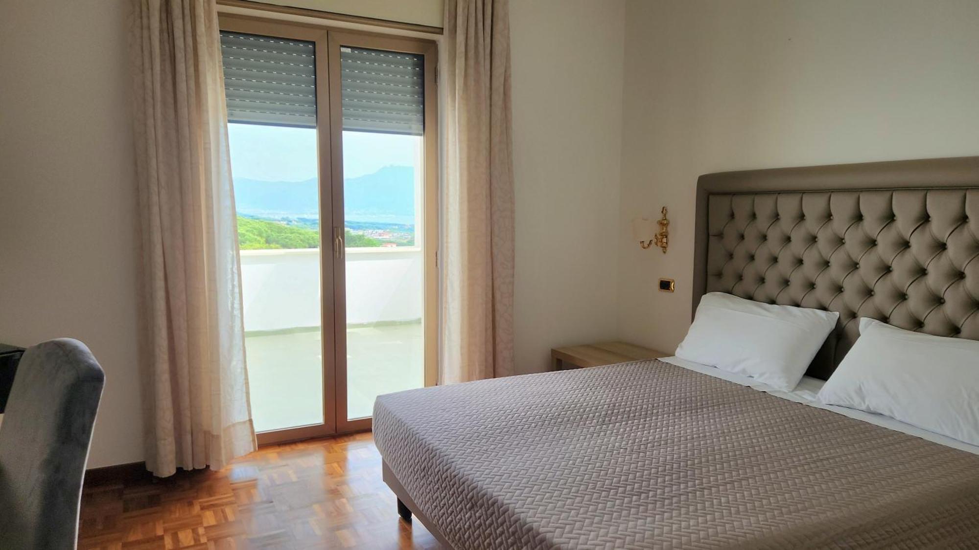 Hotel Sakura Torre del Greco Dış mekan fotoğraf