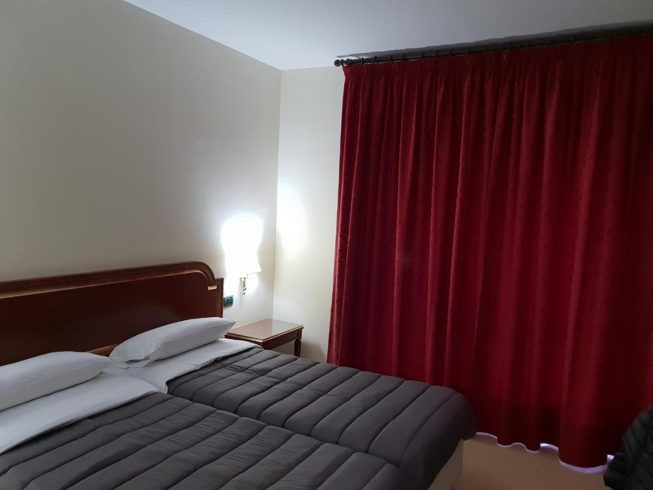 Hotel Sakura Torre del Greco Dış mekan fotoğraf